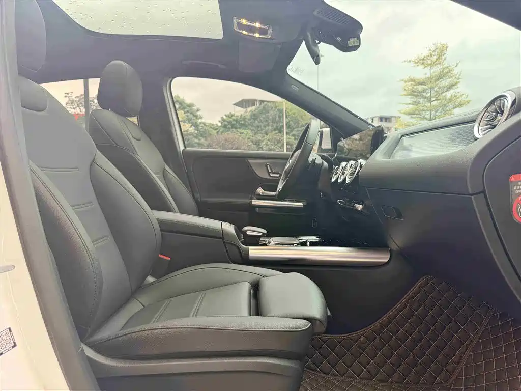 Mercedes-Benz GLA 2023 — фото 25
