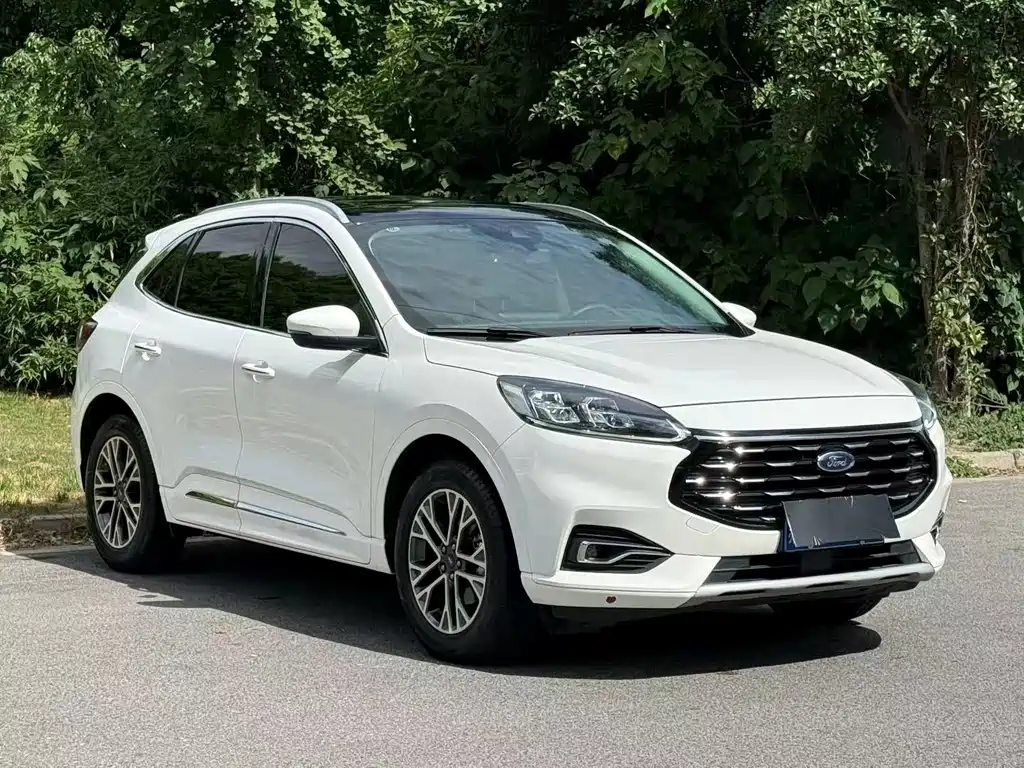 Ford Escape 2020 — фото 3
