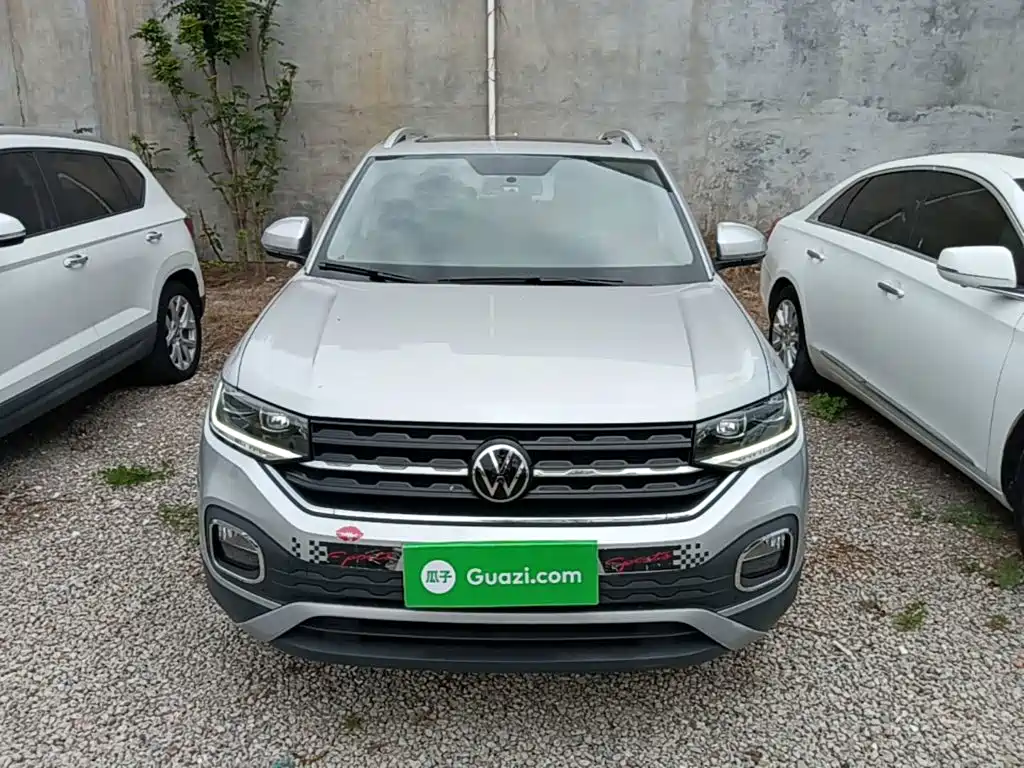 Volkswagen Tacqua 2020