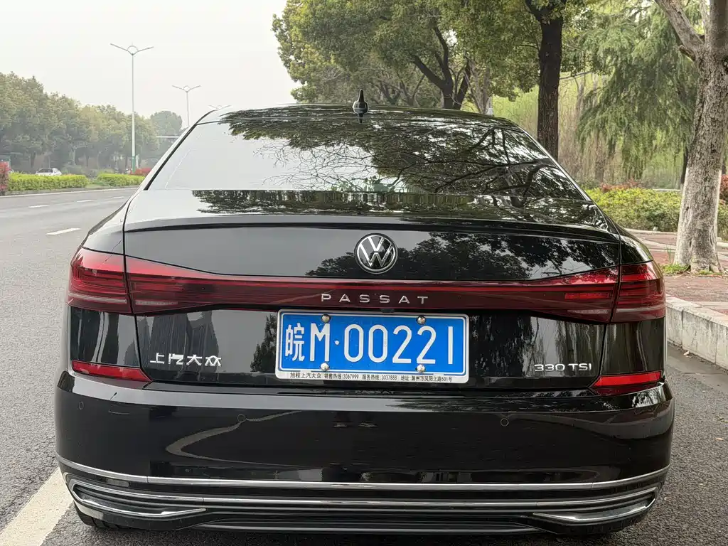 Volkswagen Passat 2022 — фото 4