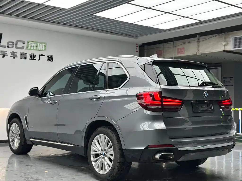 BMW X5 2017 — фото 10