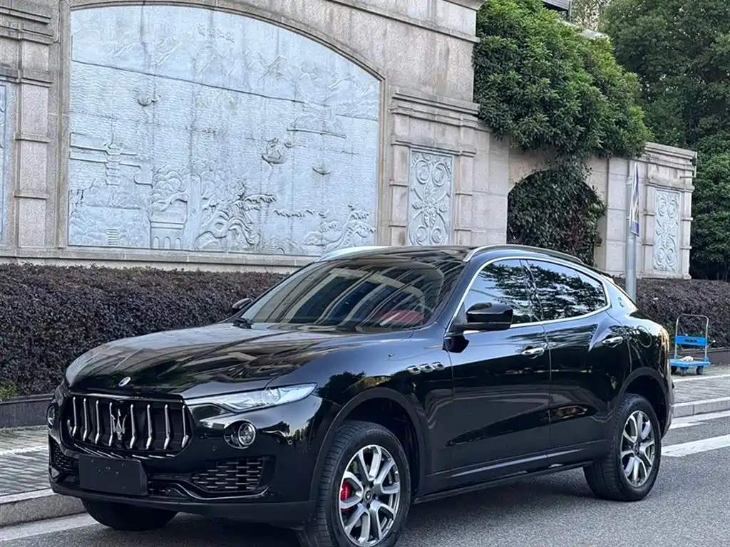 Maserati Levante 2021 — фото 3