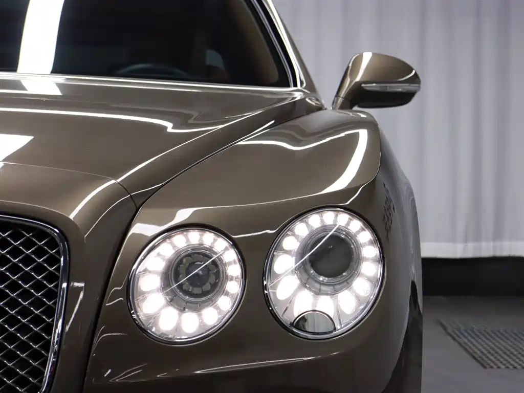 Bentley Flying Spur 2014 — фото 5
