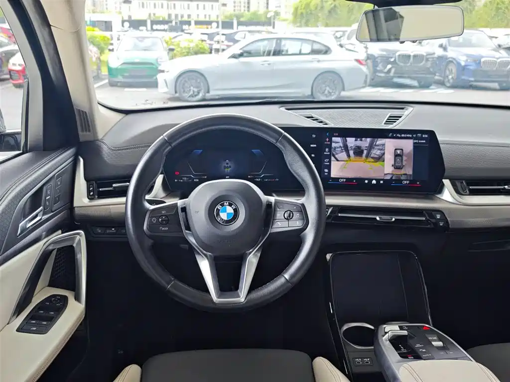 BMW X2 2024 — фото 11