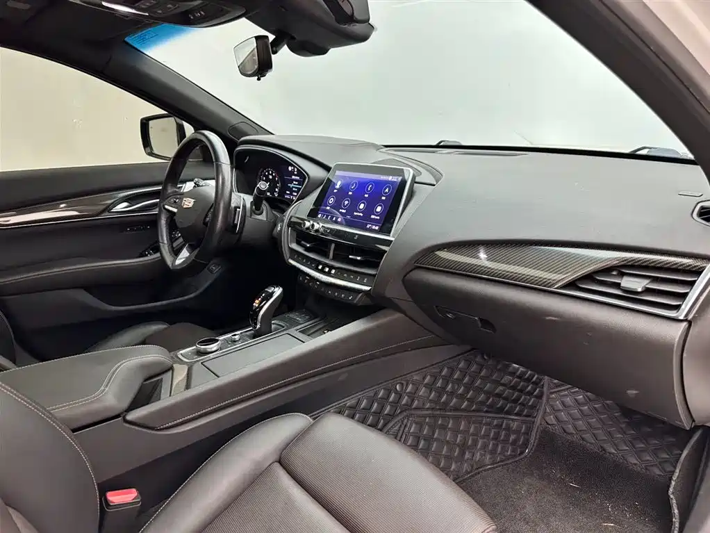 Cadillac CT5 2020 — фото 11