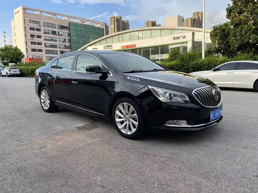 Buick LaCrosse 2015 — фото 3