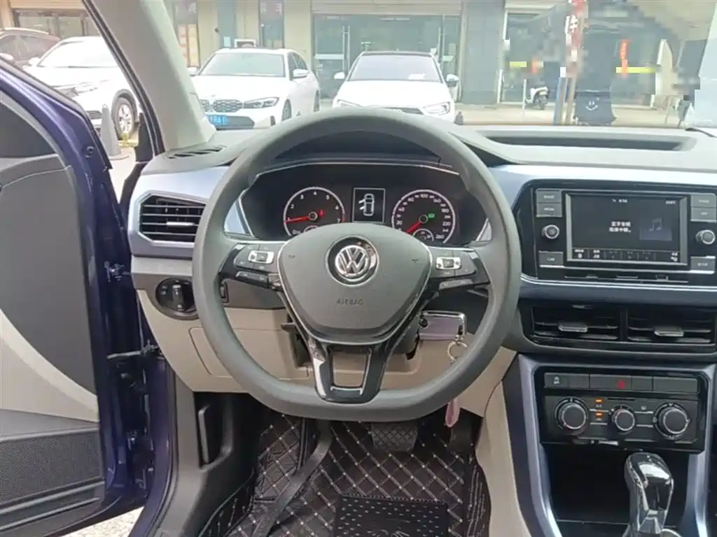 Volkswagen T-Cross 2019 — фото 10