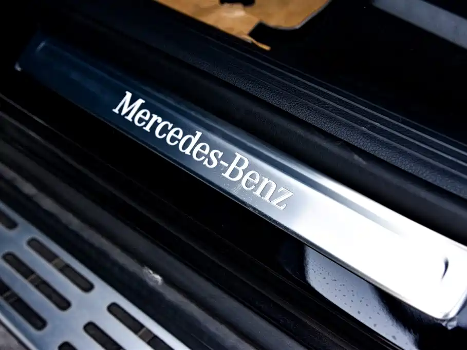 Mercedes-Benz EQE SUV 2025 — фото 12