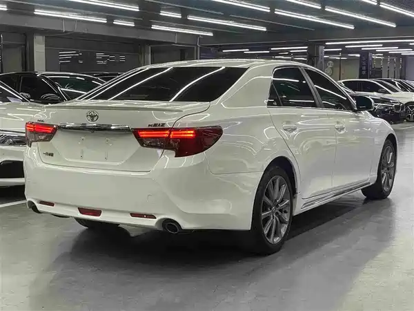 Toyota Reiz 2018