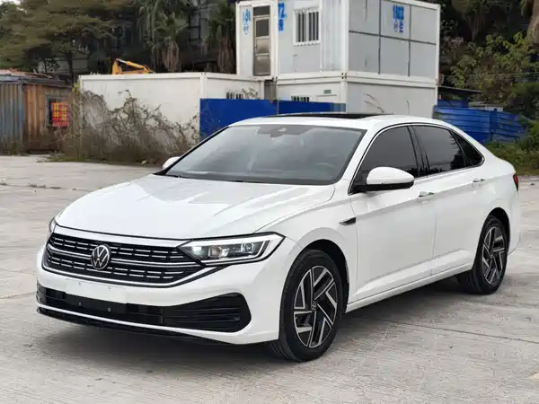 Volkswagen Sagitar 2023
