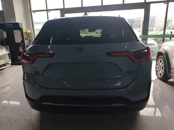 NIO ES6 2021