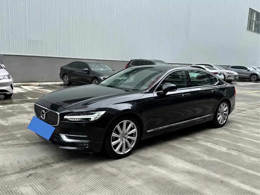 Volvo S90 2018 — фото 1