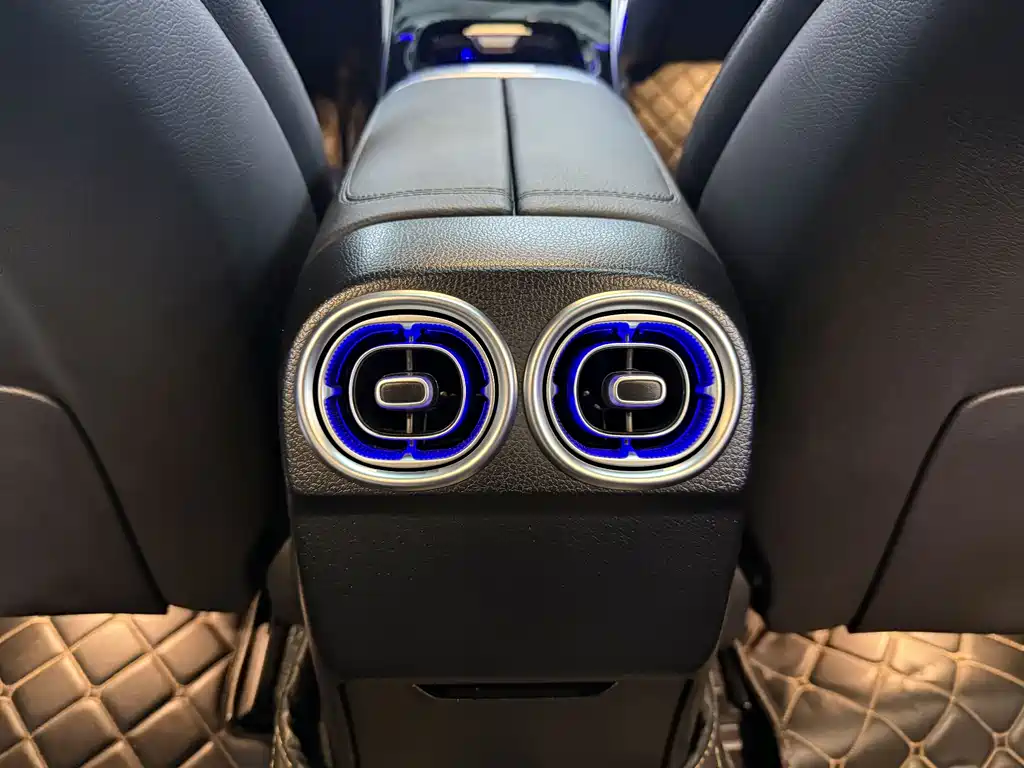 Mercedes-Benz C-Class 2022 — фото 15