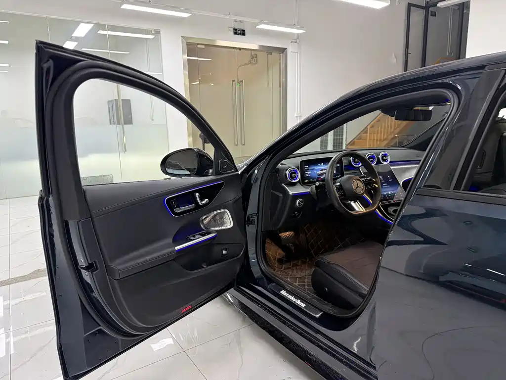 Mercedes-Benz C-Class 2022