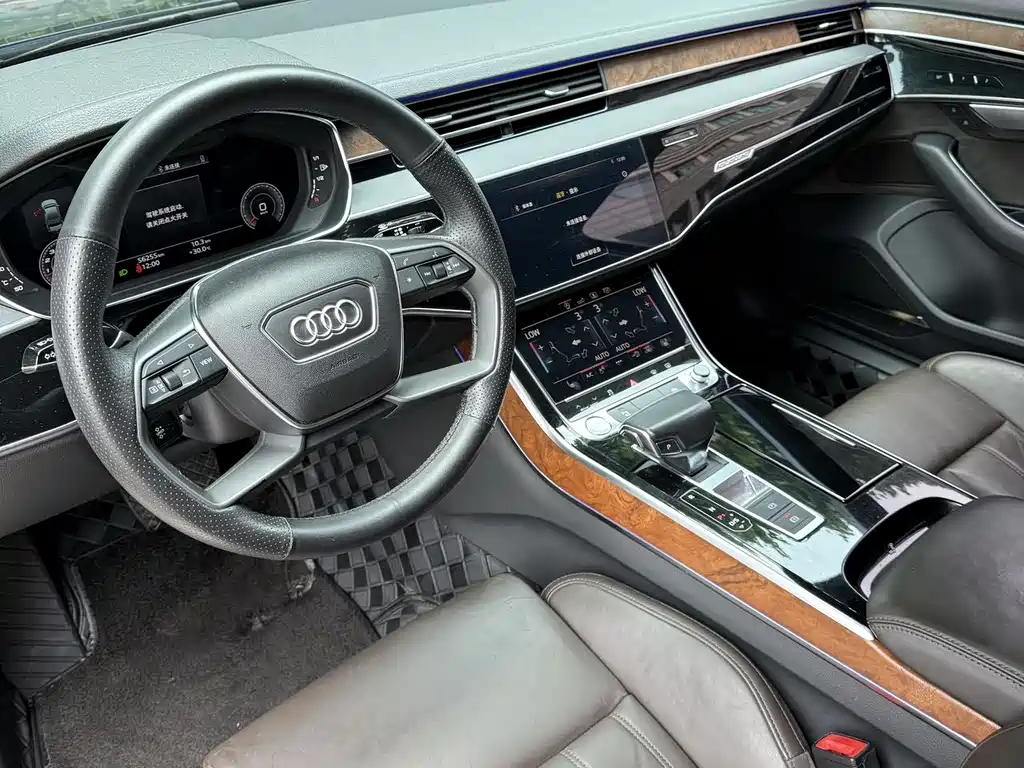Audi A8 2019