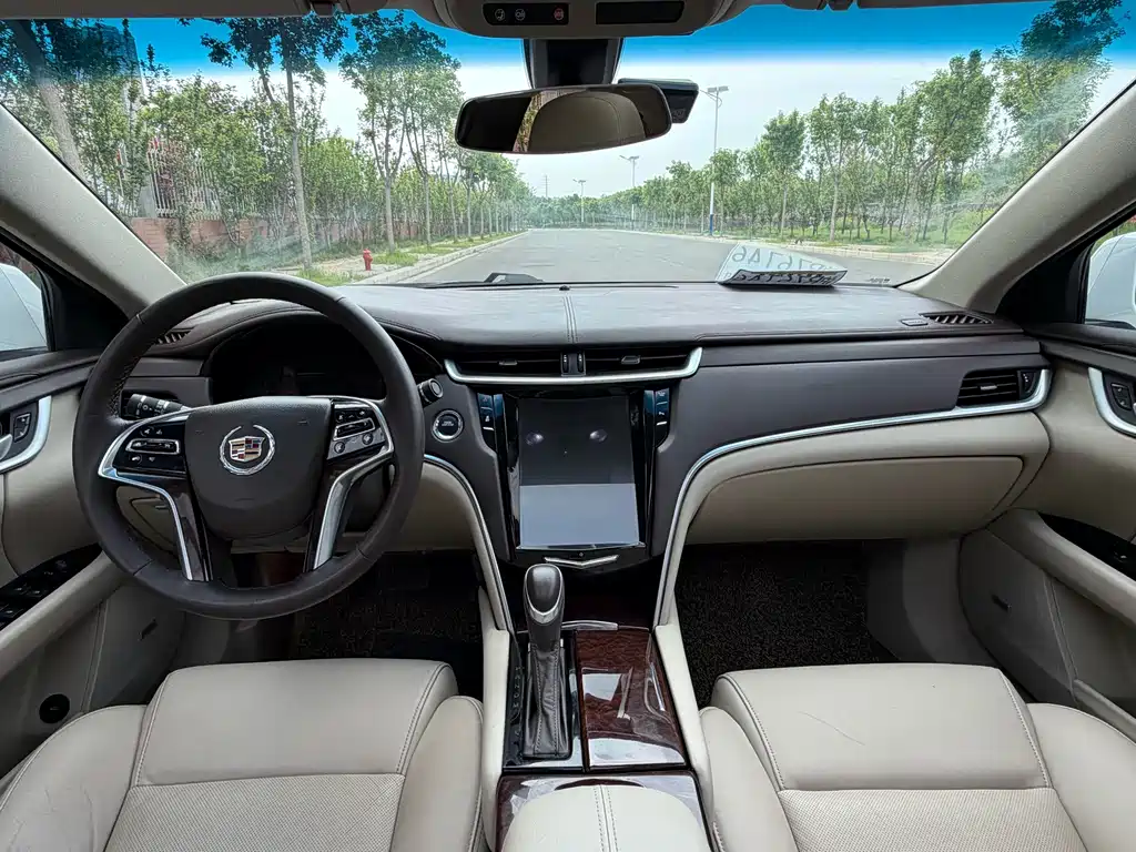 Cadillac XTS 2016 — фото 10