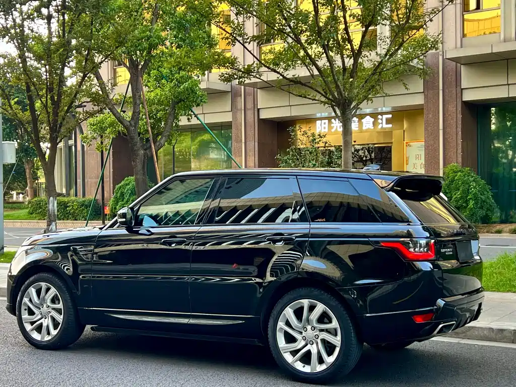 Land Rover Sport 2018 — фото 12
