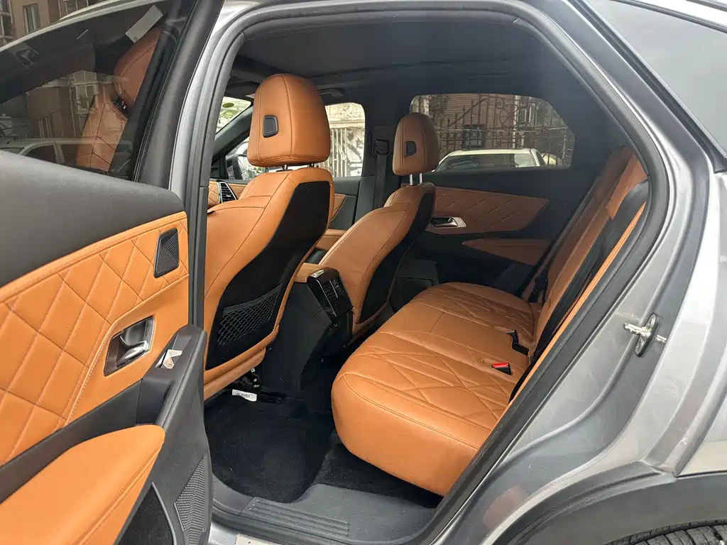 DS 7 Crossback 2022 — фото 16
