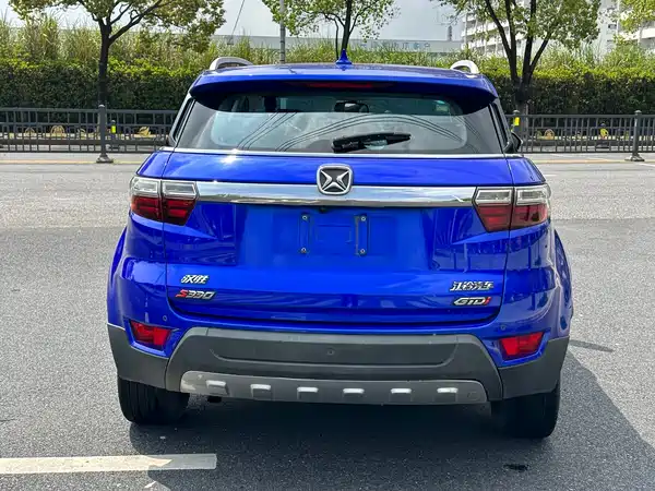 JMC Yusheng S330 2017