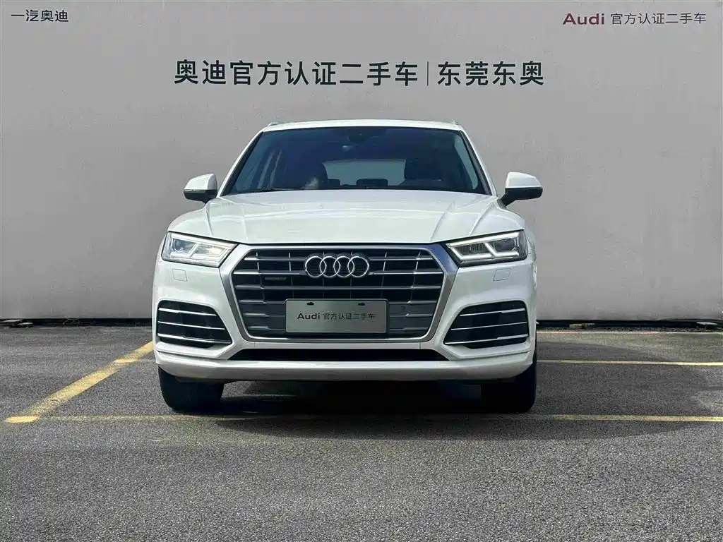 Audi Q5L 2018 — фото 2