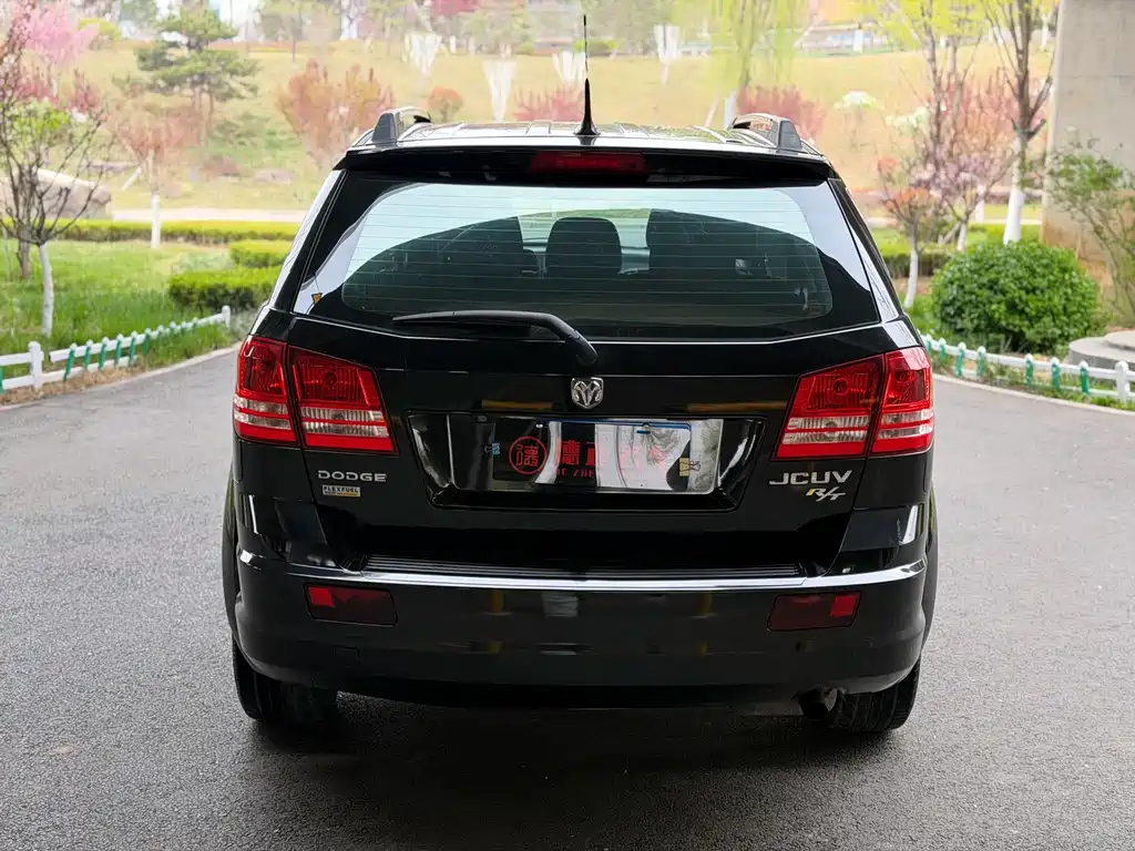 Dodge Journey 2011 — фото 6