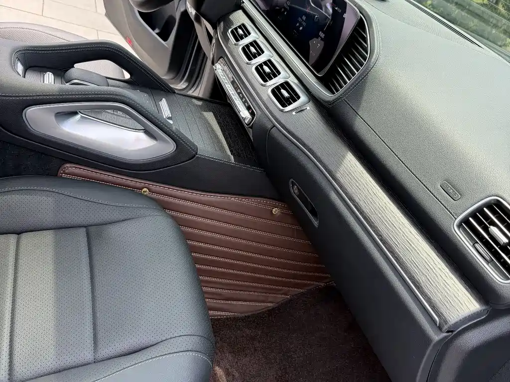 Mercedes-Benz GLS 2022 — фото 26