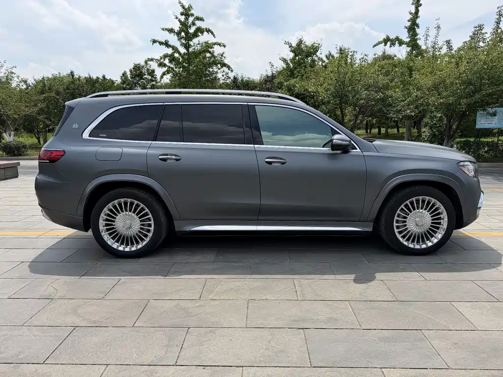 Mercedes-Benz GLS 2022