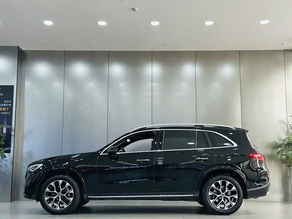 Mercedes-Benz GLC 2023 — фото 7