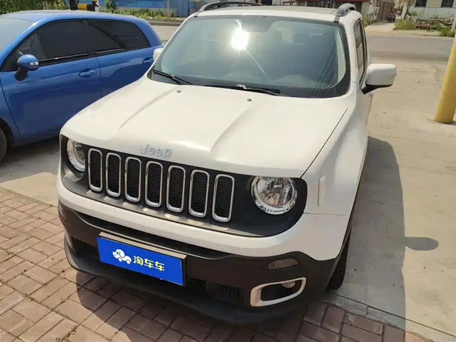Jeep Renegade 2017 — фото 2