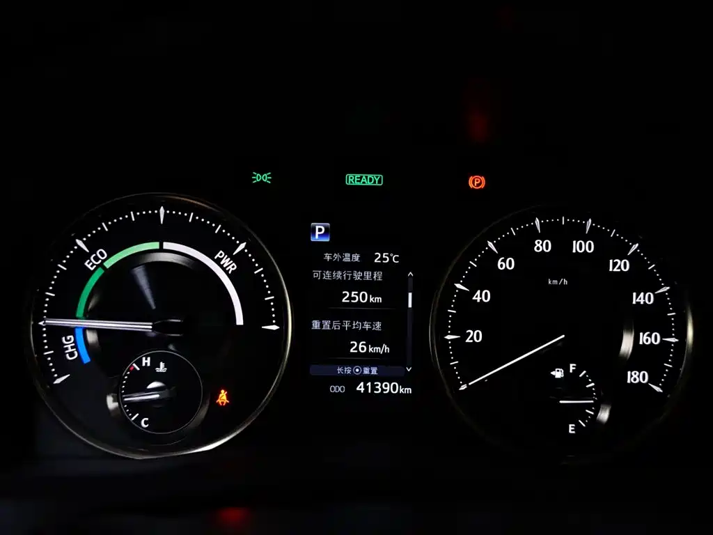 Toyota Alphard 2023 — фото 10