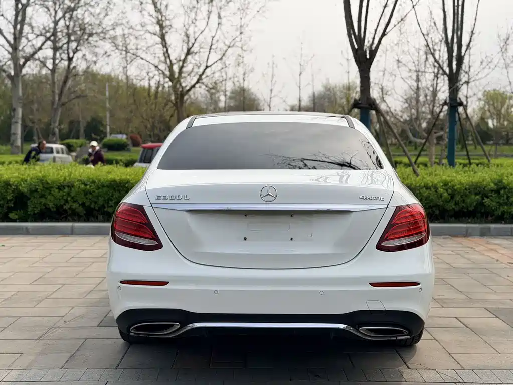 Mercedes-Benz E-Class 2019 — фото 5