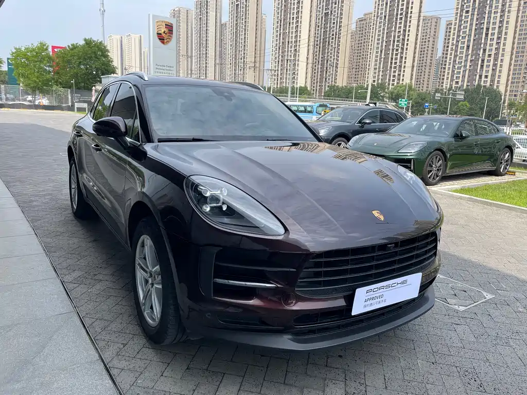 Porsche Macan 2021