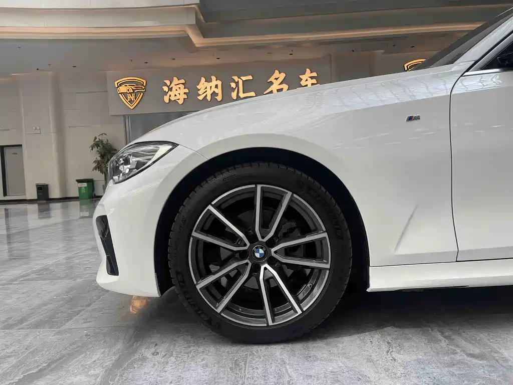 BMW 3 Series 2022 — фото 14