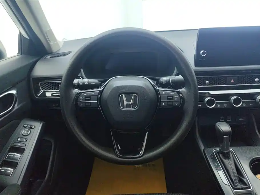 Honda Civic 2023 — фото 15