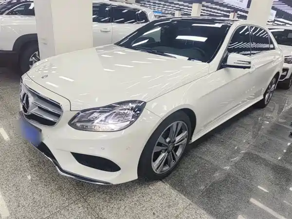 Mercedes-Benz E-Class 2015
