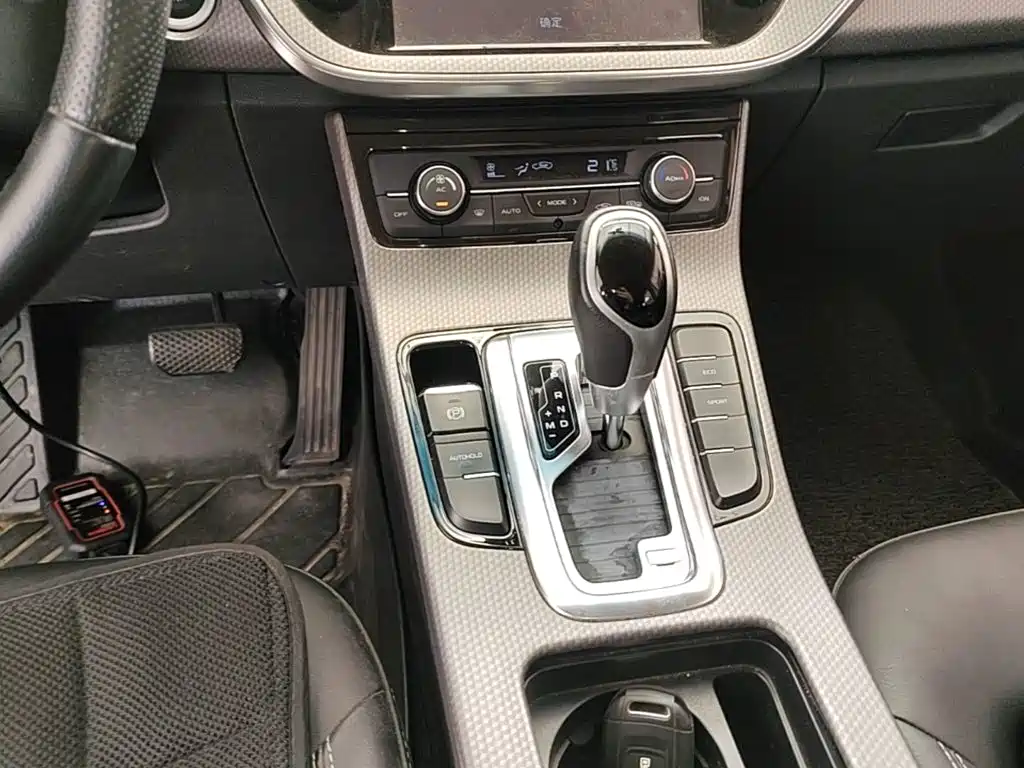 Geely Emgrand GS 2016 — фото 14