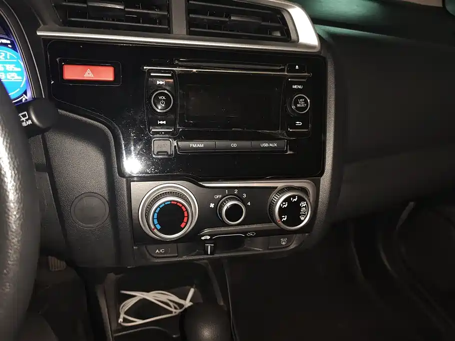 Honda Fit 2016 — фото 13