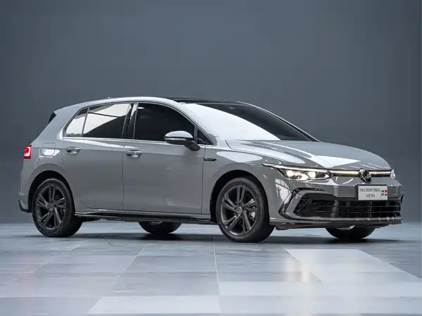 Volkswagen Golf 2021