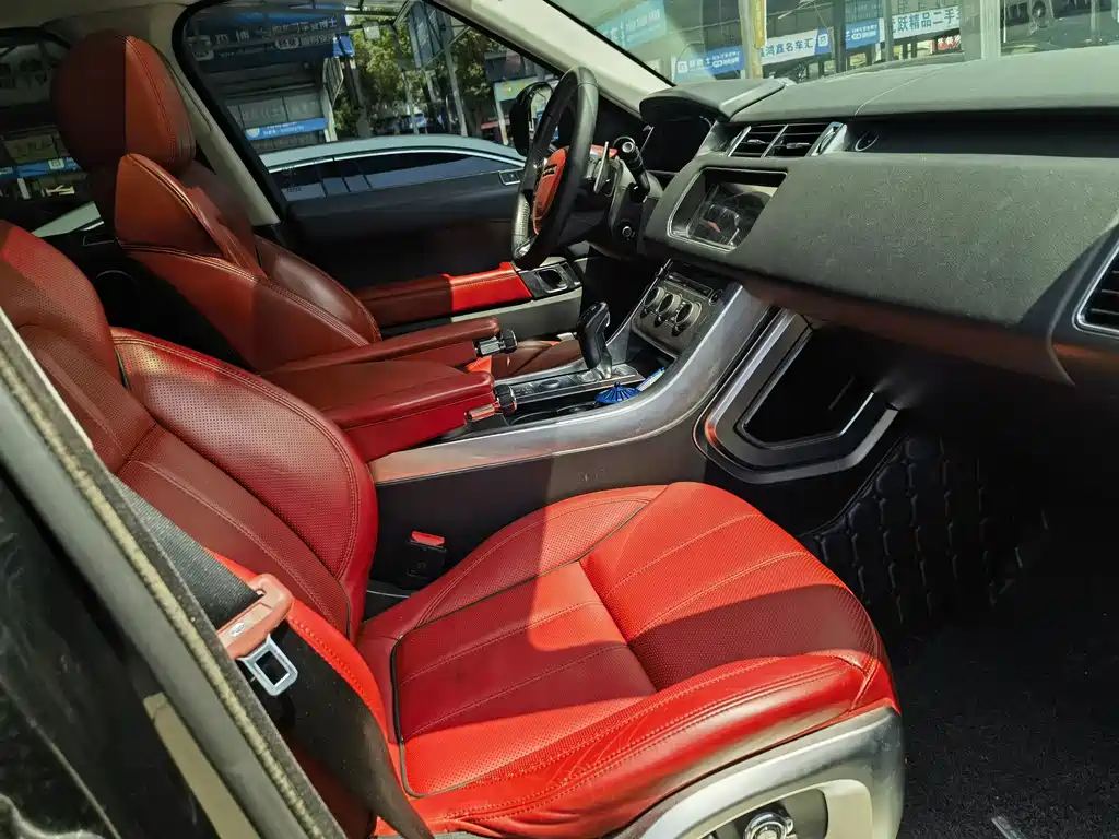 Land Rover Range Rover Sport 2017 — фото 13