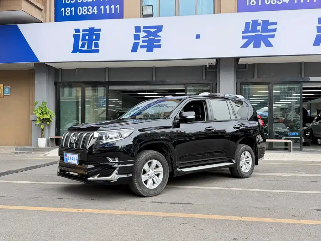 Toyota Prado 2019 — фото 1