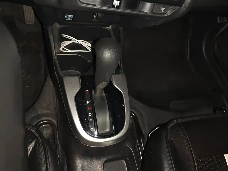 Honda Fit 2016 — фото 16