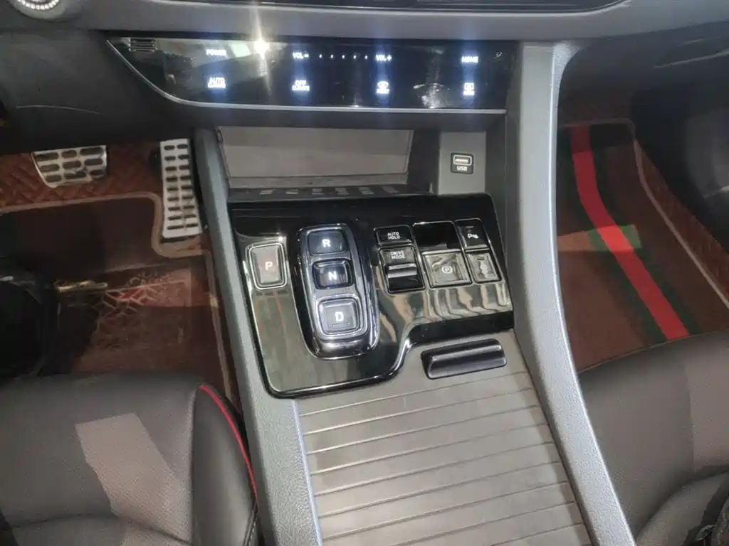 Hyundai Sonata 2020 — фото 14