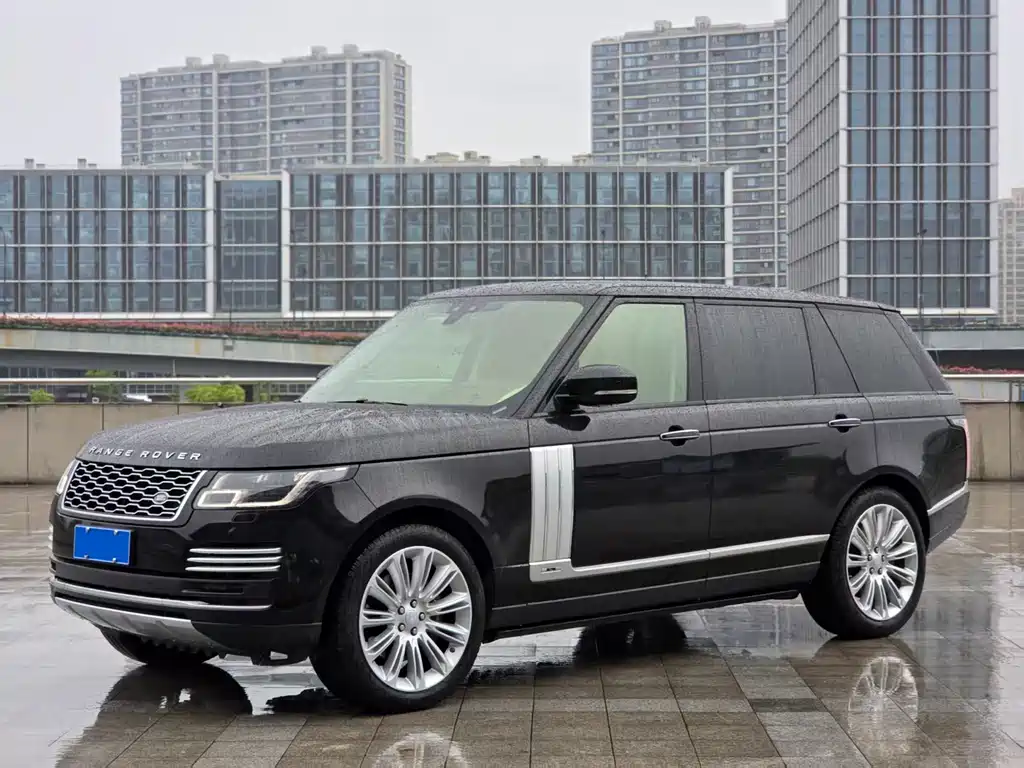 Land Rover Range Rover 2020 — фото 1