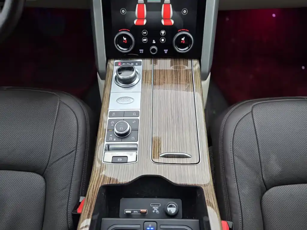 Land Rover Range Rover 2020 — фото 11