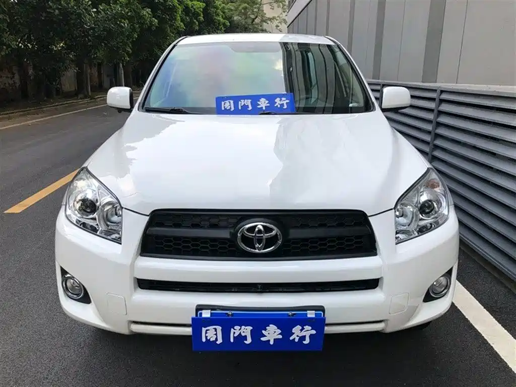 Toyota RAV4 2012