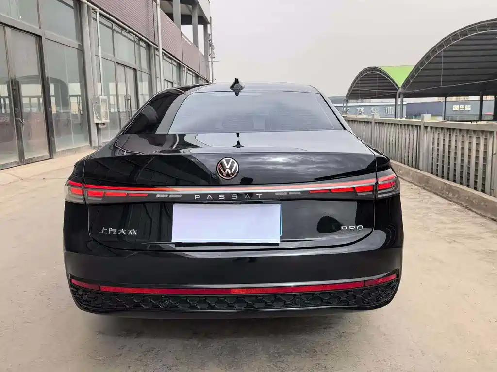 Volkswagen Passat 2024