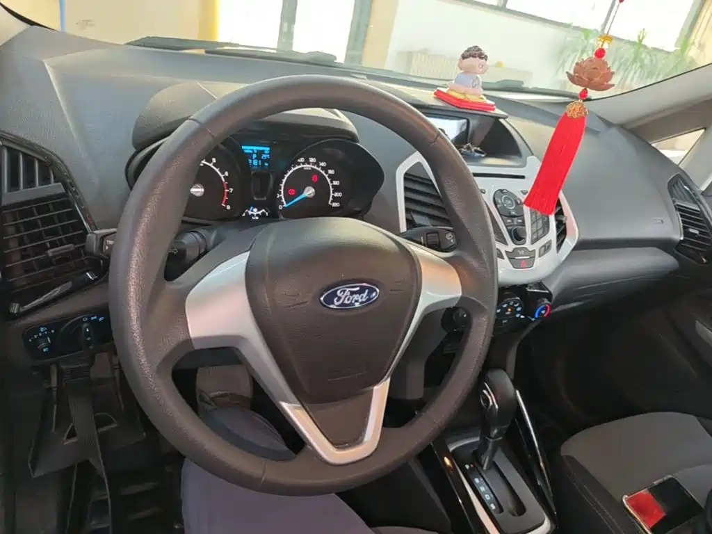 Ford Ecosport 2017 — фото 10