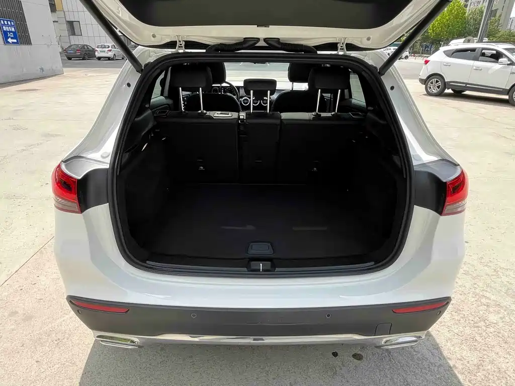Mercedes-Benz GLA 2021 — фото 17