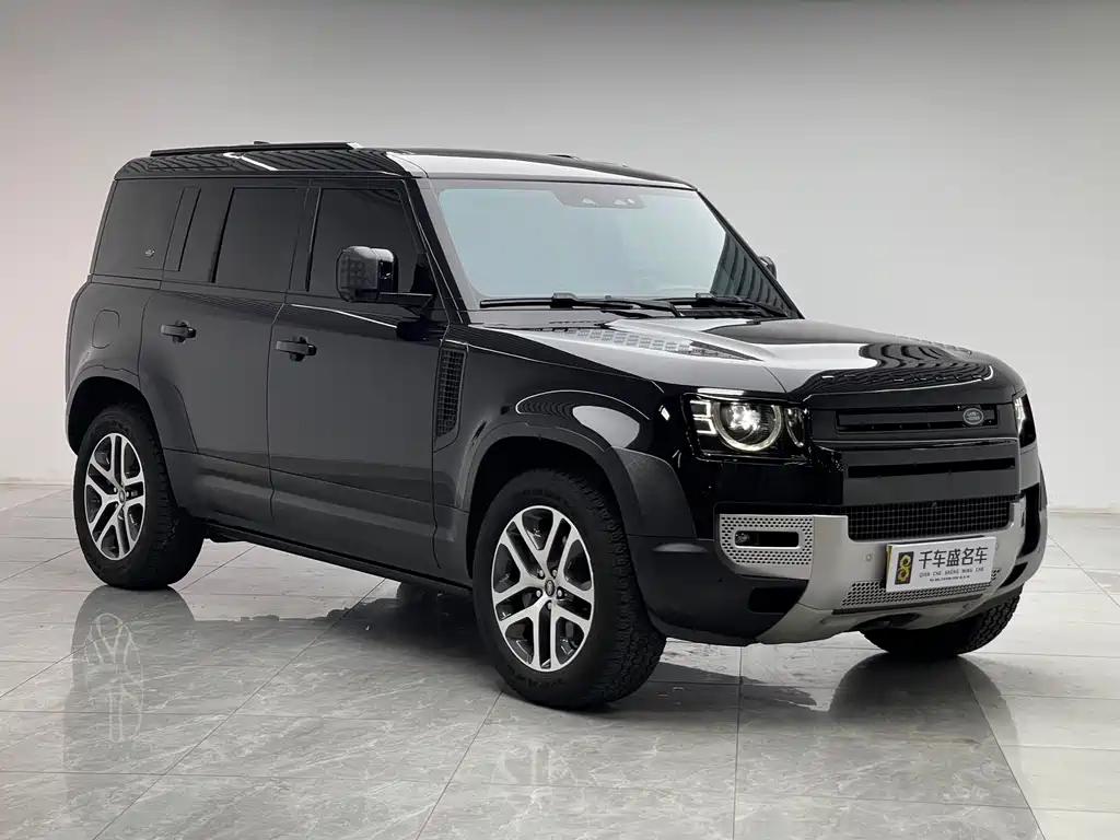 Land Rover Defender 2024 — фото 3