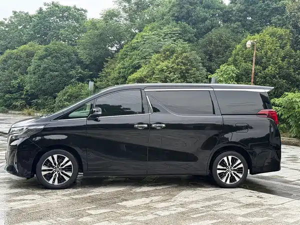 Toyota Alphard 2018